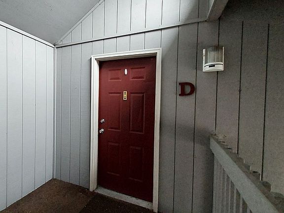 2nd image of 9902 132nd Street Ct E #10554494