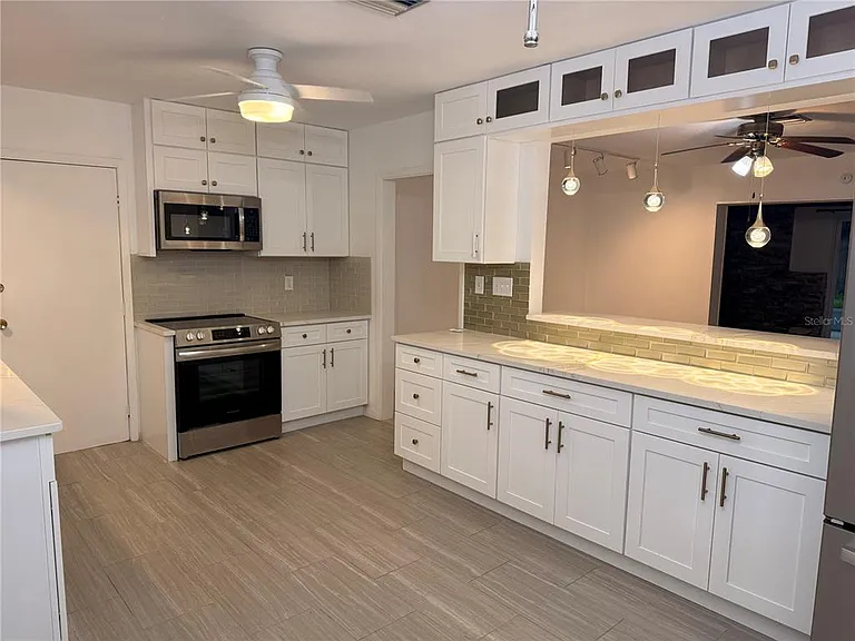 164 Pinewood Ave — Photo 12