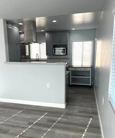 1535 Marine Ave — Photo 7