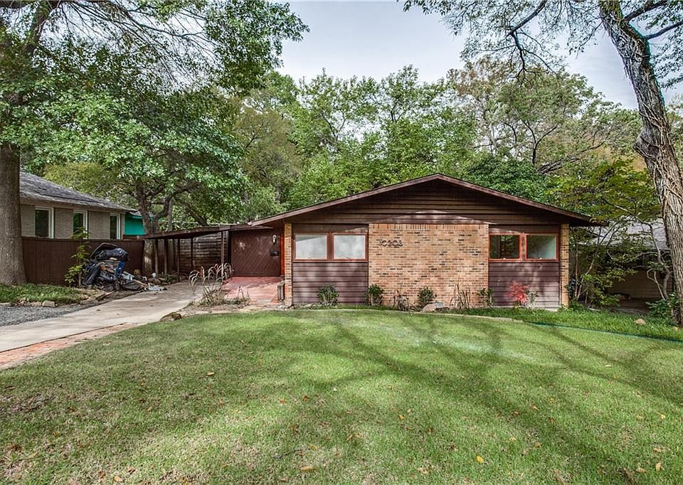 1st image of 10203 Lake Gardens Dr