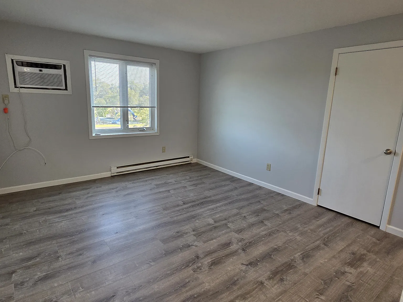 1 bed, $1,350 — Photo 3