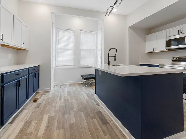 2110 North Ave #1 — Photo 6