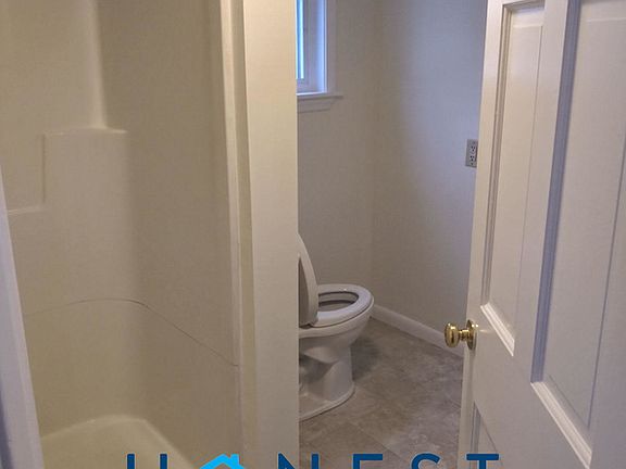 4th image of 60 Cumberland St #4