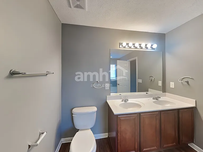 1010 Harmony Ln — Photo 12