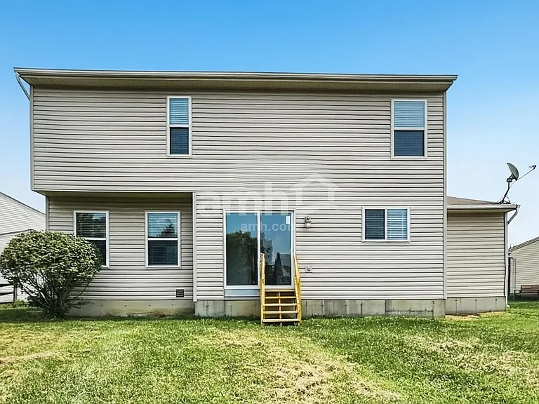 233 Saddle Creek Ln — Photo 16