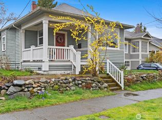 6215 Woodlawn Ave N, Seattle, WA