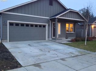 87763 Oaks Orchard Rd, Veneta, OR 97487