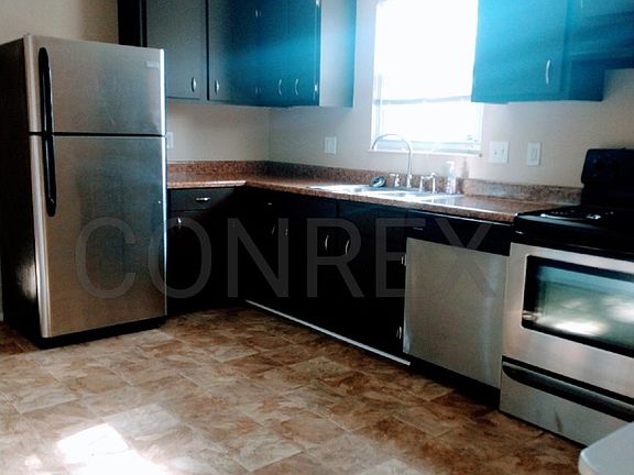 4th image of 2875 Spruceway Dr