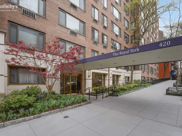 420 East 64th Street image 12 of 12