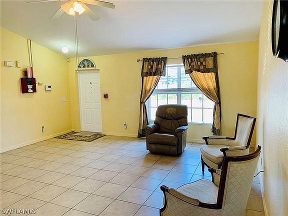 5th image of 843 Wolverine St E