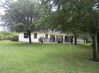 18241 SE Ridgeview Dr, Jupiter, FL 33469