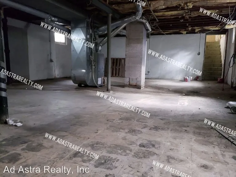 9203 Vaughn Ave — Photo 17