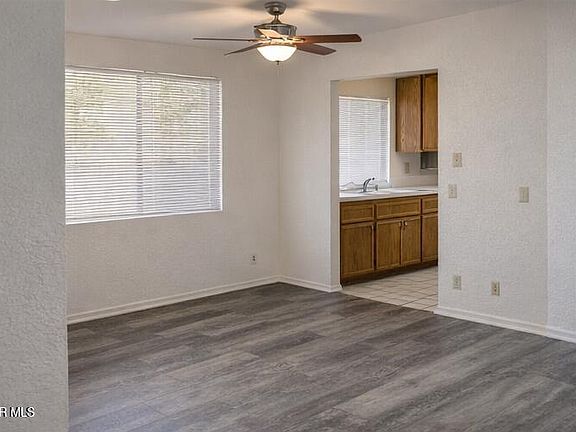4th image of 2554 Olive Dr APT 113