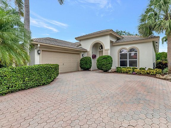 3rd image of 8840 Via Tuscany Drive