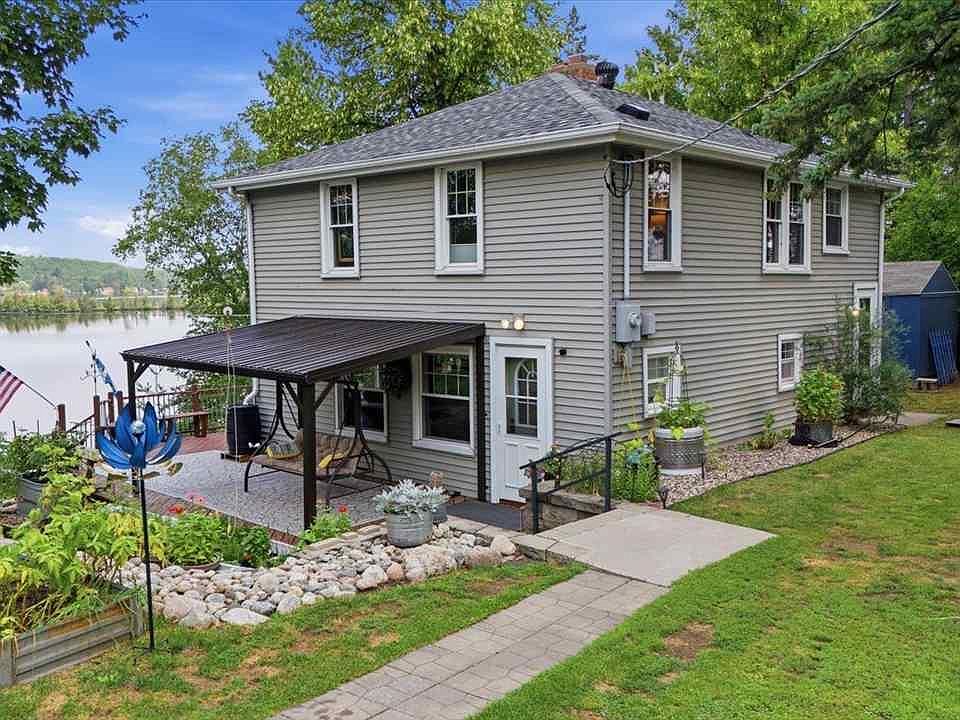 1st image of 7551 Park Ln