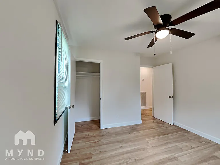 352 Melpar Dr — Photo 10