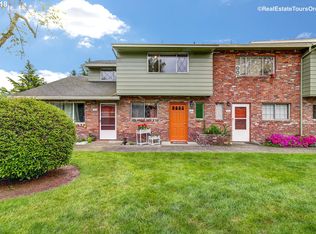 1812 NE Hogan Dr, Gresham, OR