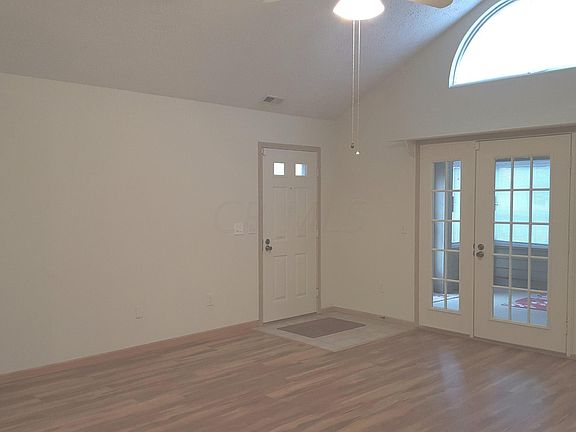 4th image of 5621 E Links Blvd