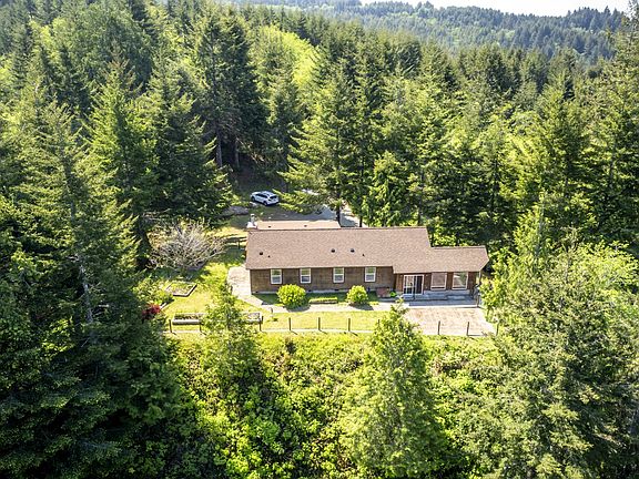 4th image of 89453 Rustic Ln