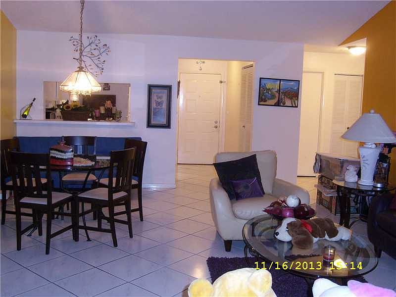 2nd image of 6851 Consolata St
