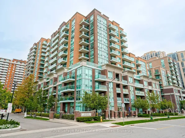 11 Michael Power Pl, Toronto, ON