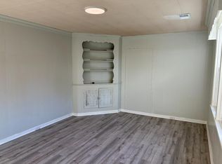 225 Poplar St #B, Winnsboro, SC 29180