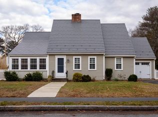 1 Stetson Rd, Natick, MA 01760