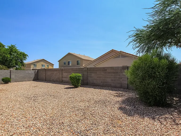 14133 W Crocus Dr — Photo 15