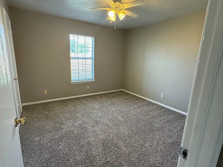 1501 Windward Dr #B — Photo 10
