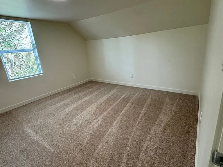 16025 SE Lake Holm Rd — Photo 22