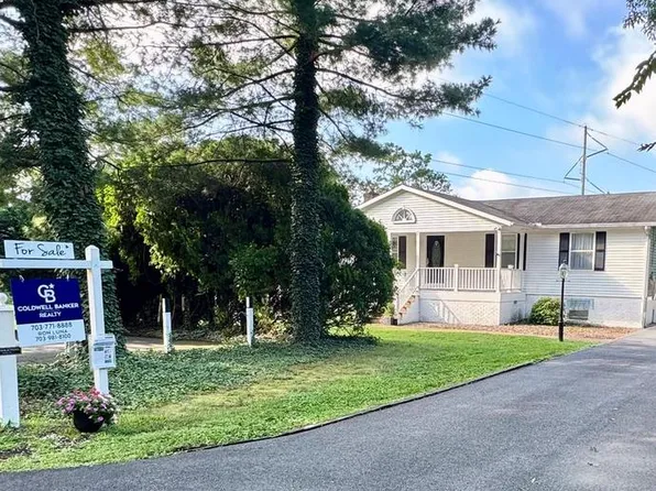 7601 Rudyard St, Falls Church, VA 22043