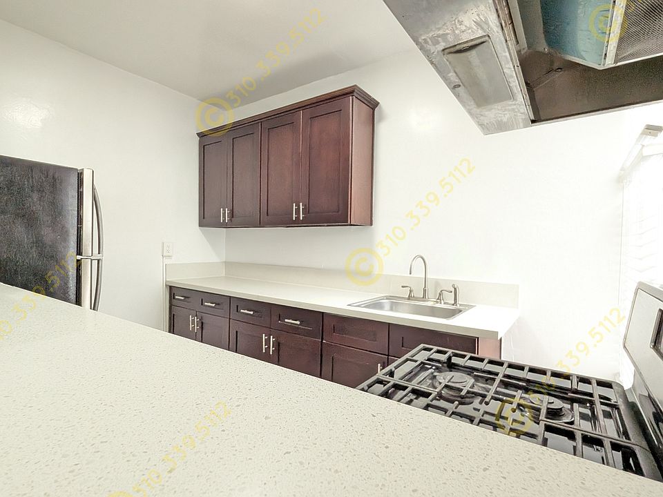 1st image of 306 S Berendo St #205