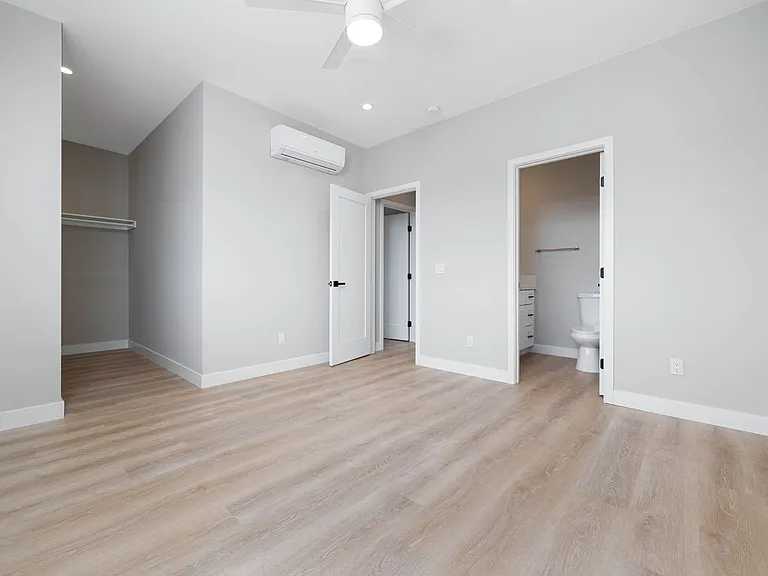 1152 Cotton St — Photo 5
