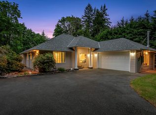 5888 Sea Terrace Rd, Comox Valley, BC V9J1W1