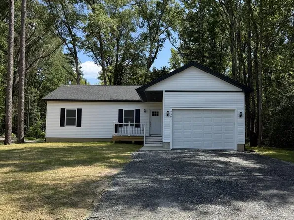 959 Mattox Ave, Colonial Beach, VA 22443