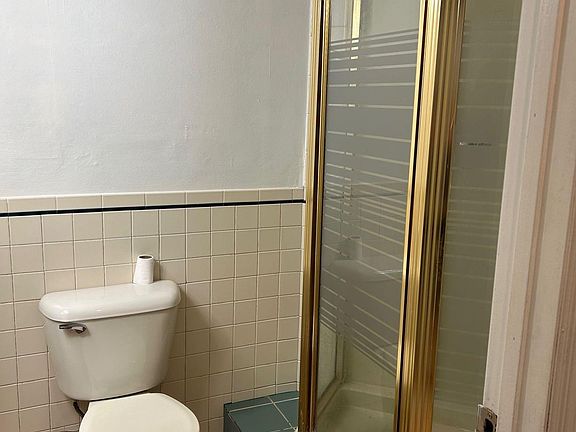 Upper level bedroom