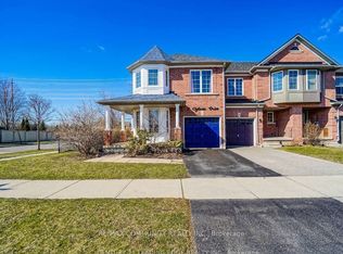 2 Oglevie Dr, Whitby, ON L1R2Y4