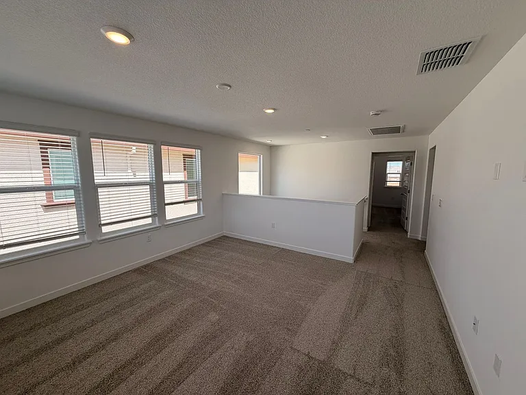 12629 Hereford Ave — Photo 19