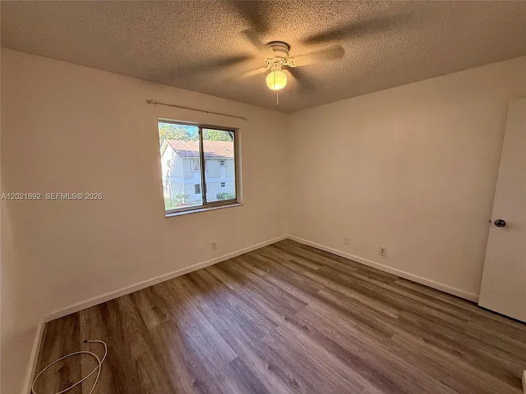 110 Gardens Dr #203 — Photo 20