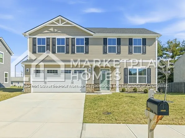 1645 Juniper Ln, Greenfield, IN 46140