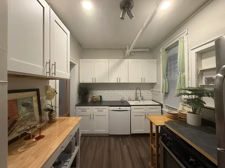 2423 W Lunt Ave #1 — Photo 20