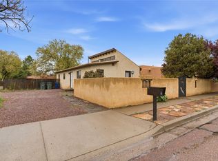 1606 Camino La Canada, Santa Fe, NM 87501