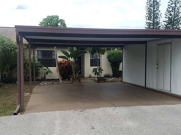 3rd image of 6401 Drexel Dr APT 9