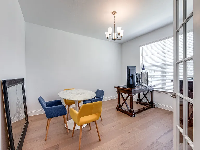1701 Rain Lily St — Photo 4
