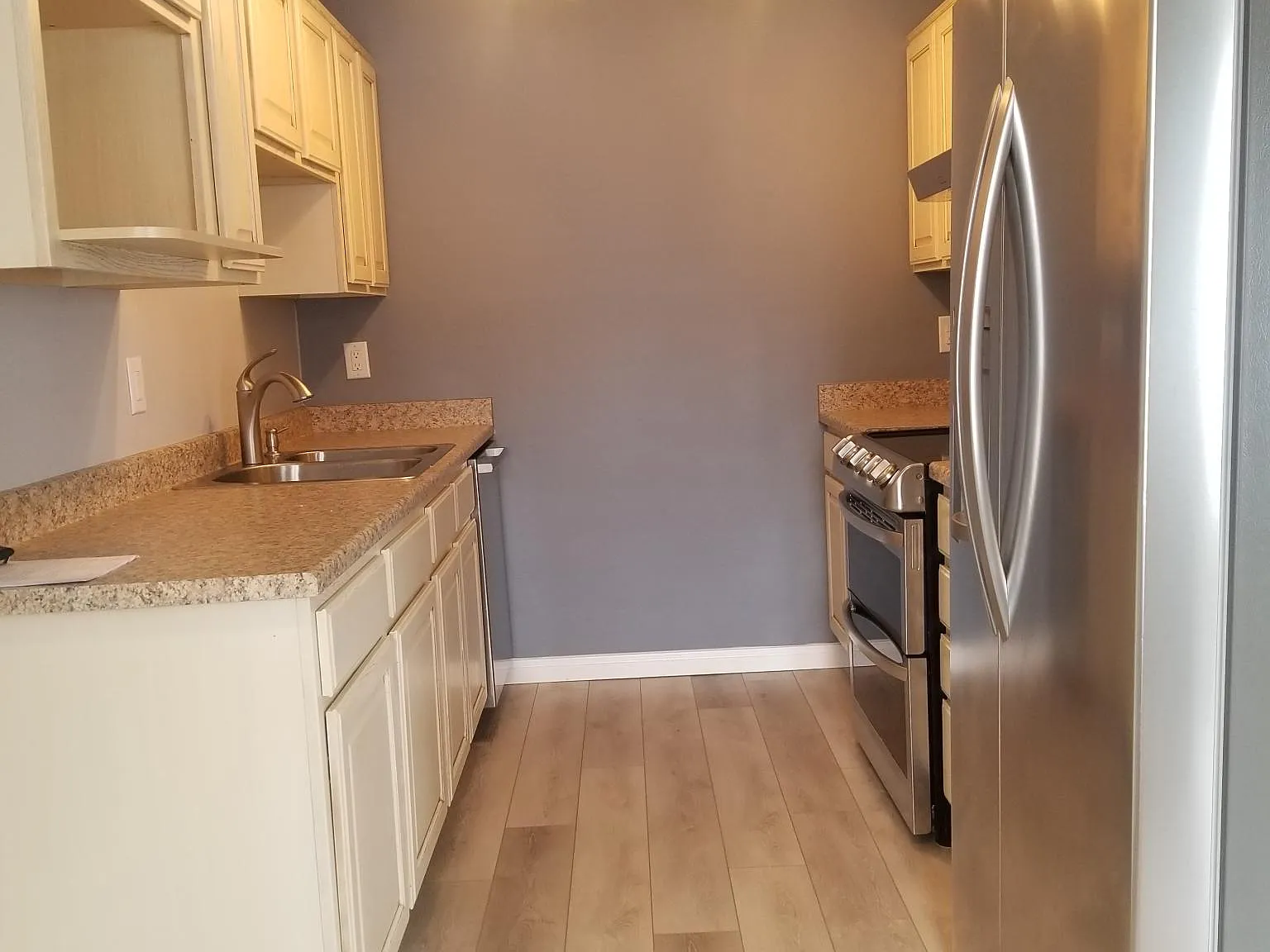 3 bed, 1600 sqft, $1,550 — Photo 2