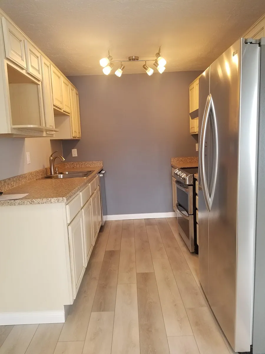Building Photo - 504 Tendoy Dr