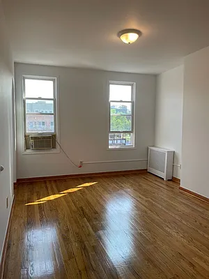 Rented by Compass | media 35
