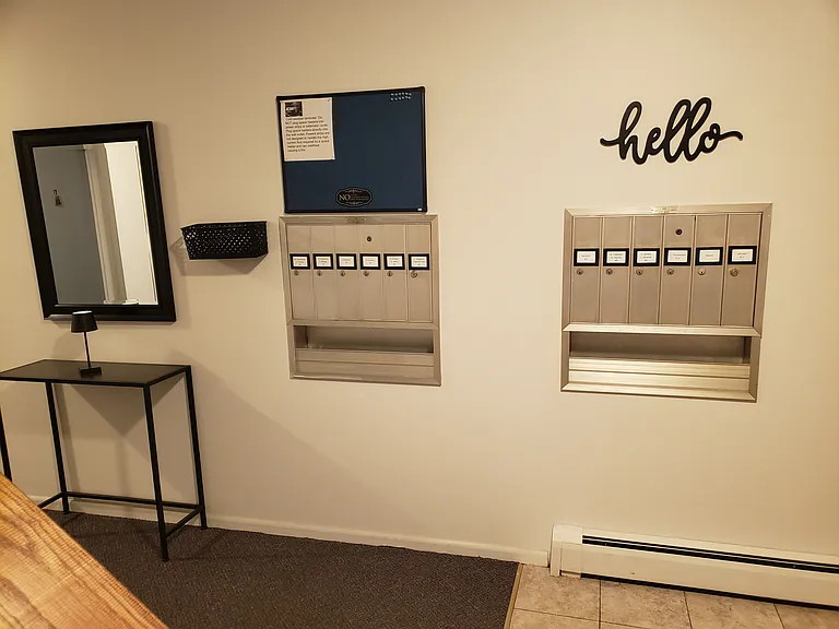 262 W Centralia St #9 — Photo 9