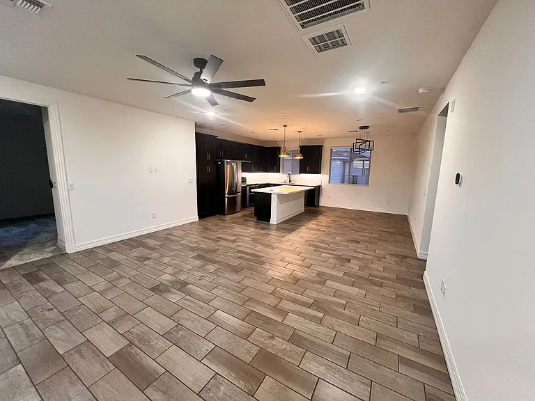 2121 W Sonoran Desert Dr #9 — Photo 22