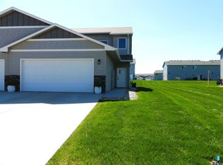 9030 W Wisdom Pl, Sioux Falls, SD 57106
